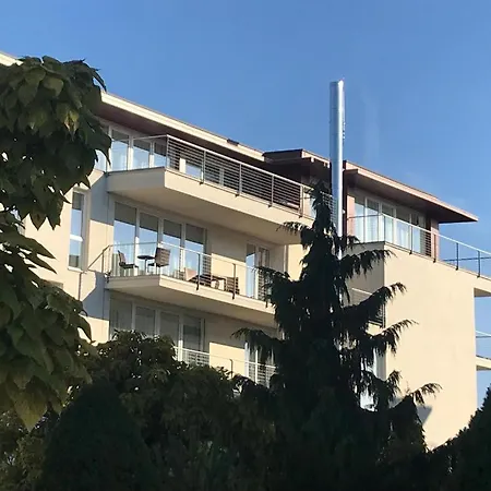 Apartment Lake's